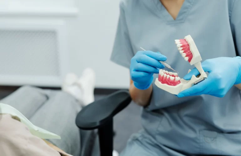 Хирургическое лечение, удаление зубов в клинике Улыбка 32